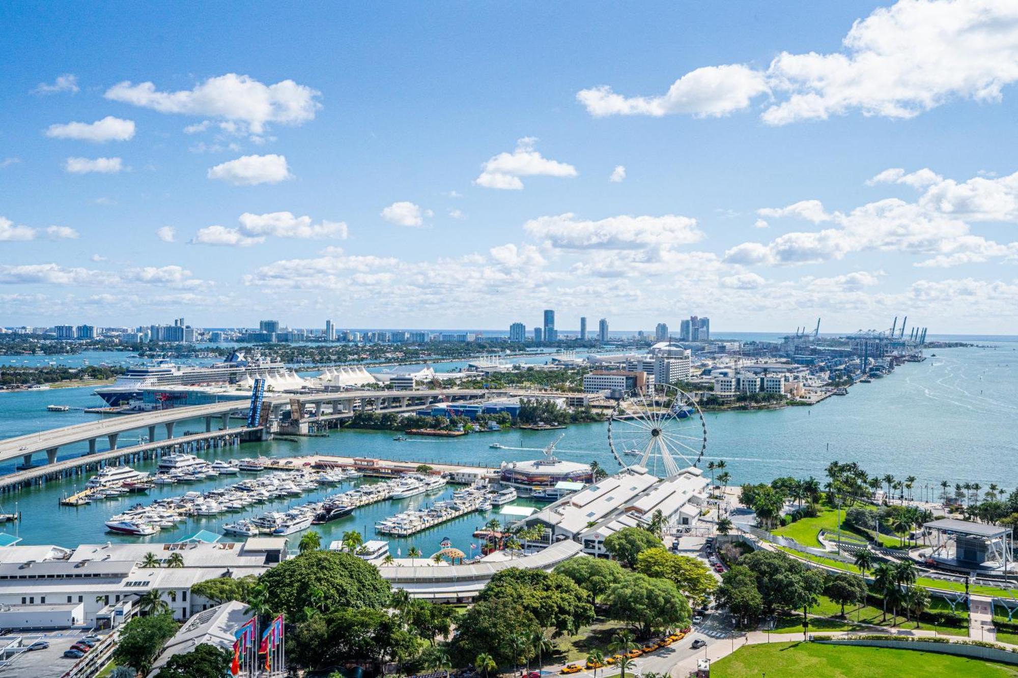 Devereaux Miami Luxury One-Bedroom And Studios Exterior foto