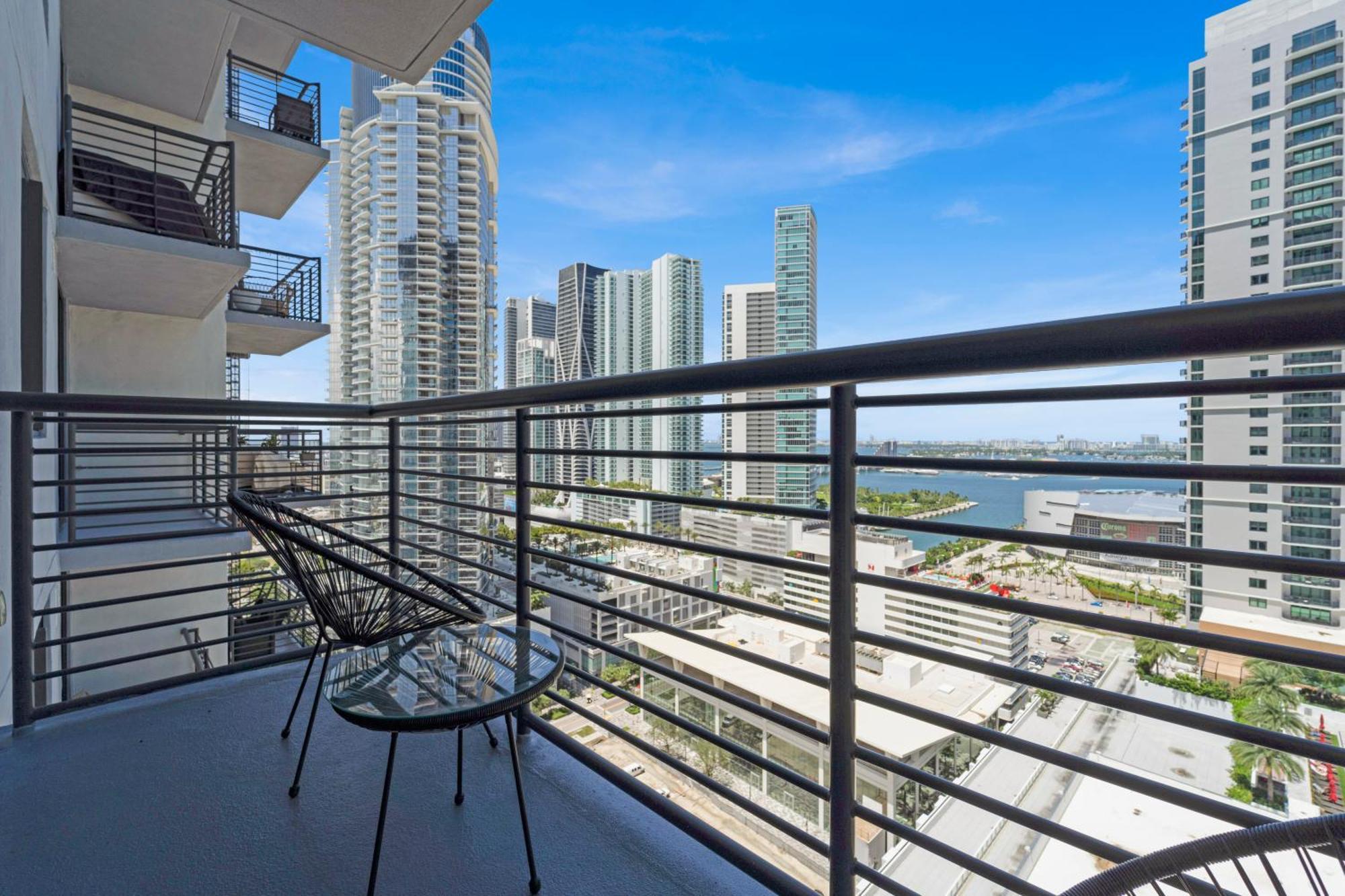 Devereaux Miami Luxury One-Bedroom And Studios Exterior foto